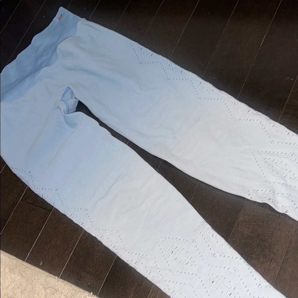 Victoria Secret PINK Light Blue Ombré Athletic Leggings with Eyelet Detail